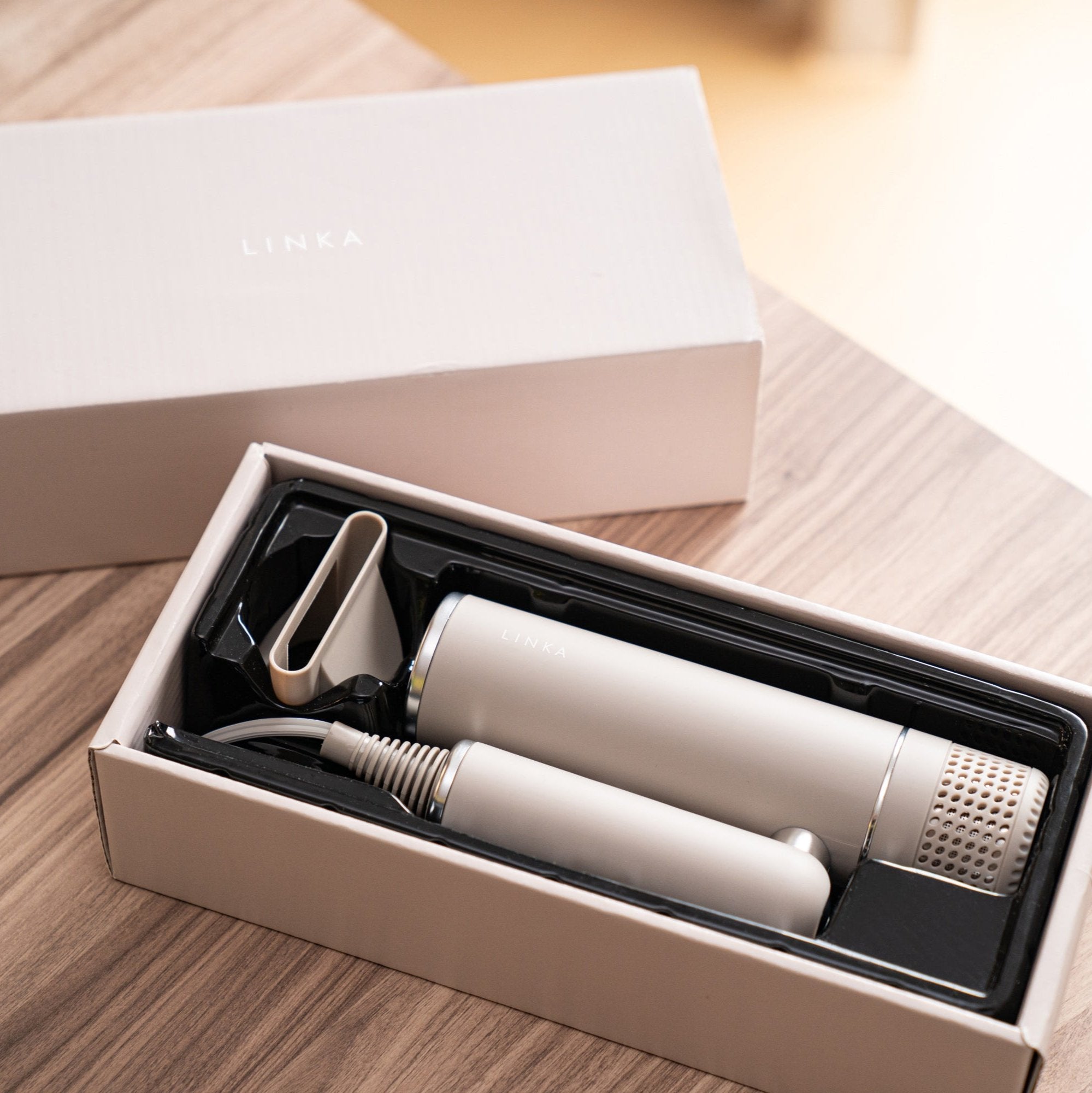 LINKA スマートブロウ(遠赤外線軽量ドライヤー)
