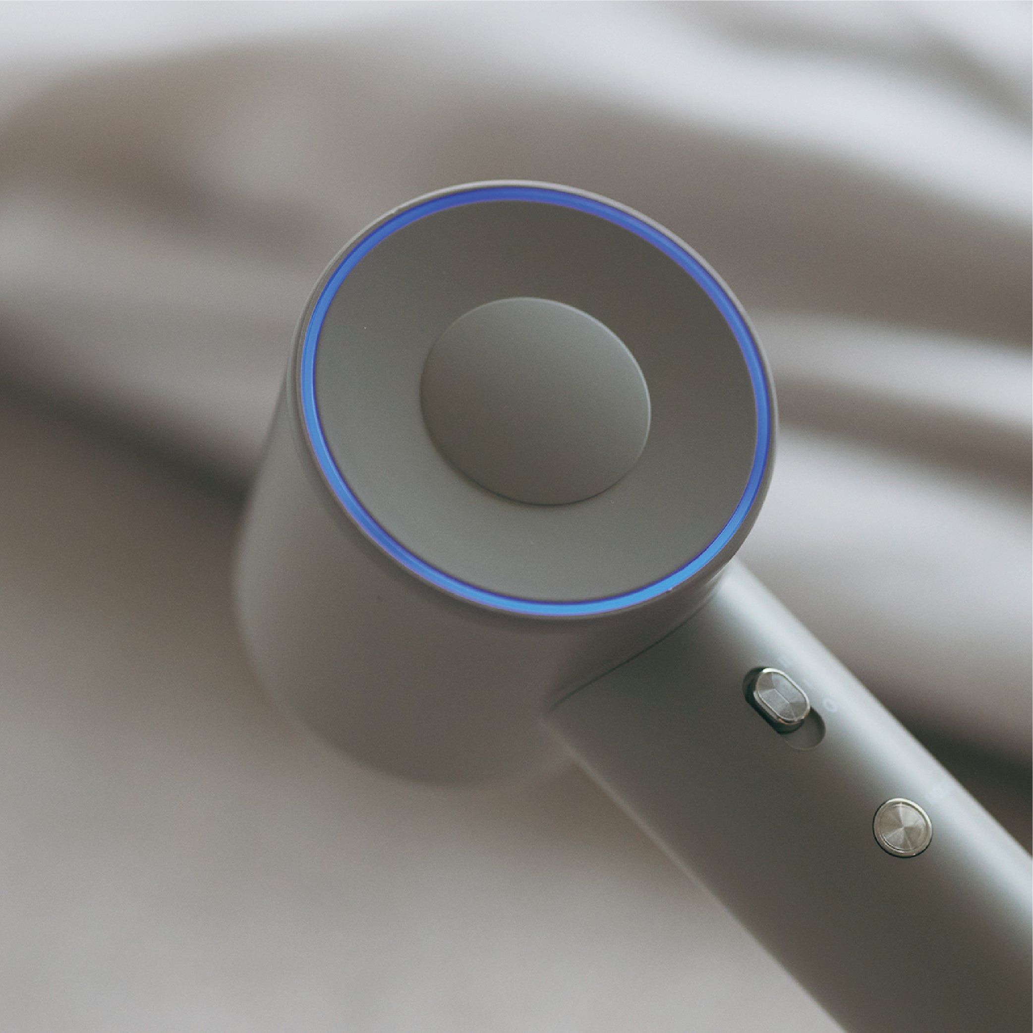 LINKA エアリーブロウ(マイナスイオン軽量ドライヤー) ギフトボックス