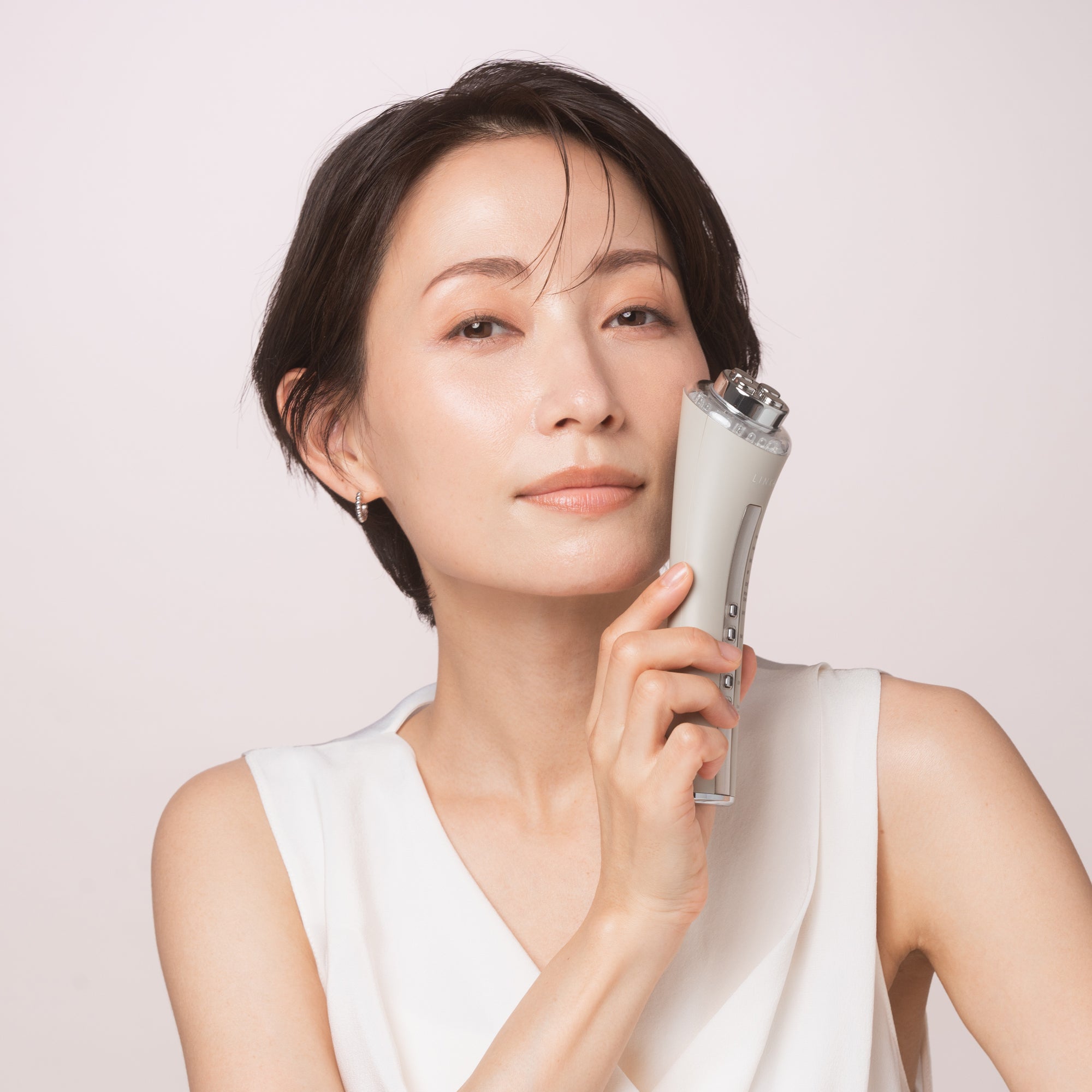 LINKA マルチフェイシャルトリートメント(EMS・LED・RF美顔器)