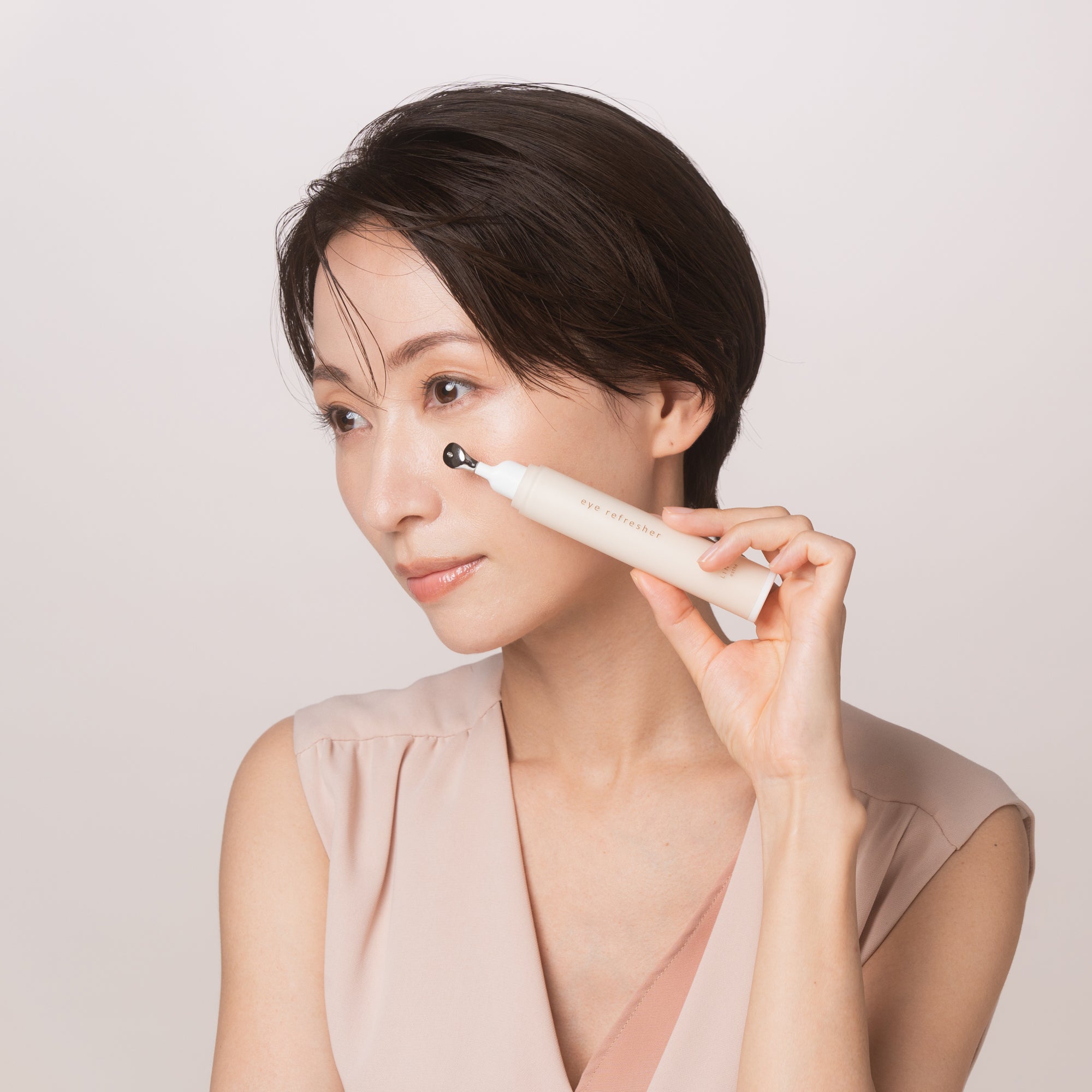 LINKA esthé アイリフレッシャー（目元用美容液）