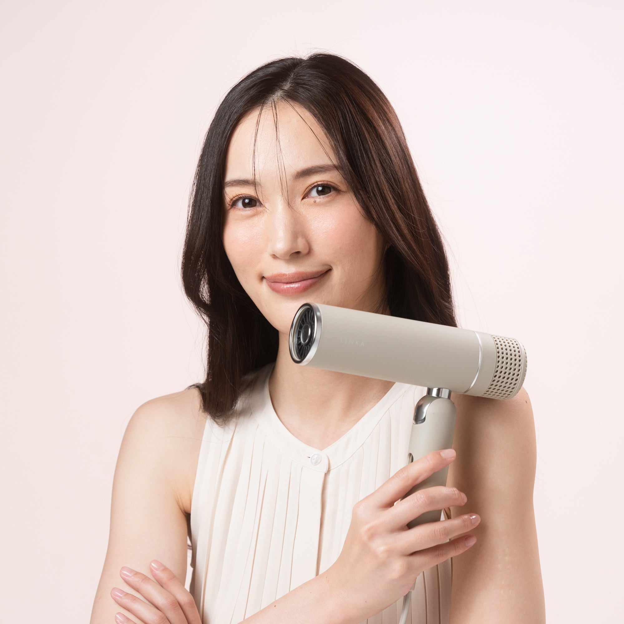 LINKA スマートブロウ（遠赤外線軽量ドライヤー）